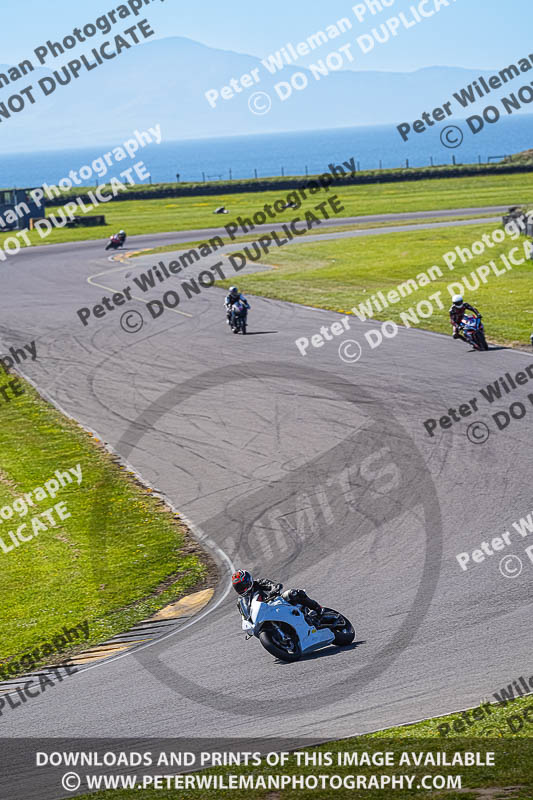 anglesey no limits trackday;anglesey photographs;anglesey trackday photographs;enduro digital images;event digital images;eventdigitalimages;no limits trackdays;peter wileman photography;racing digital images;trac mon;trackday digital images;trackday photos;ty croes